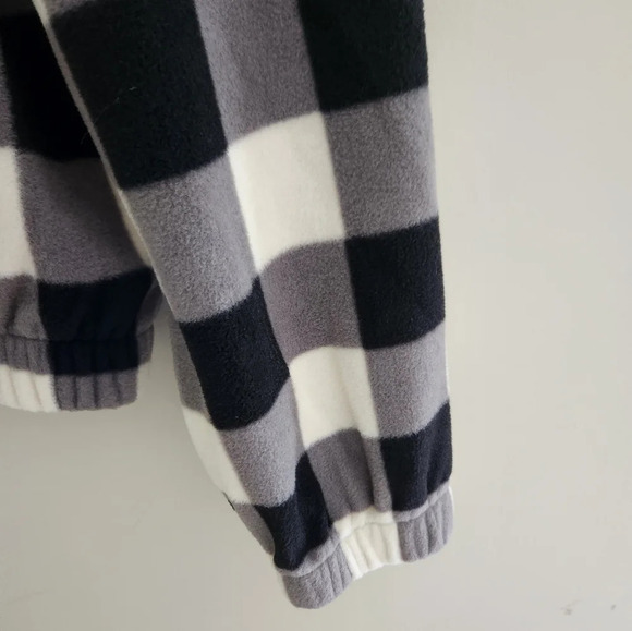 NWT BP | Black & Ivory Buffalo Check Cropped Half Zip Pullover Fleece - Size S - Picture 5 of 13